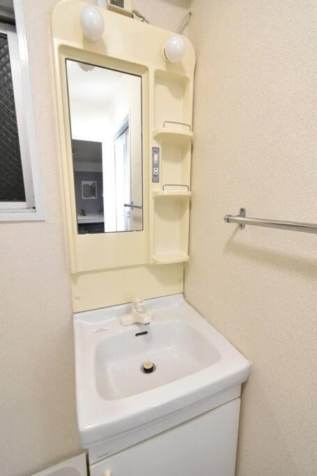 ゆったり1Ldkで最大8人まで宿泊可能！博多駅・キャナルも徒歩圏内！コンビニ・スーパー徒歩１分！ Sumiyoshi  Exterior photo